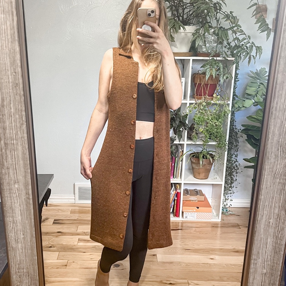 Peruvian Connection Brown Sleeveless Cardigan